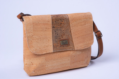 Сумка crossbody из пробки. Basic Collection